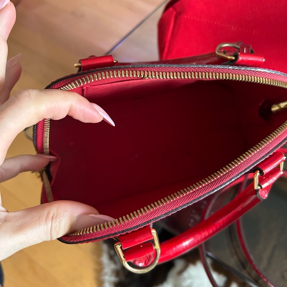 Louis Vuitton pomme d’Api Alma BB - Picture 3 of 9